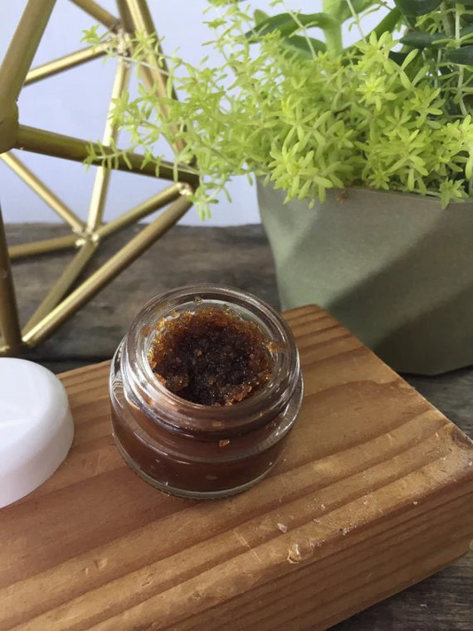 Say Goodbye to Dry Lips: Why Lip Scrub Treatments Are a Must-Have in Your Skincare Routine