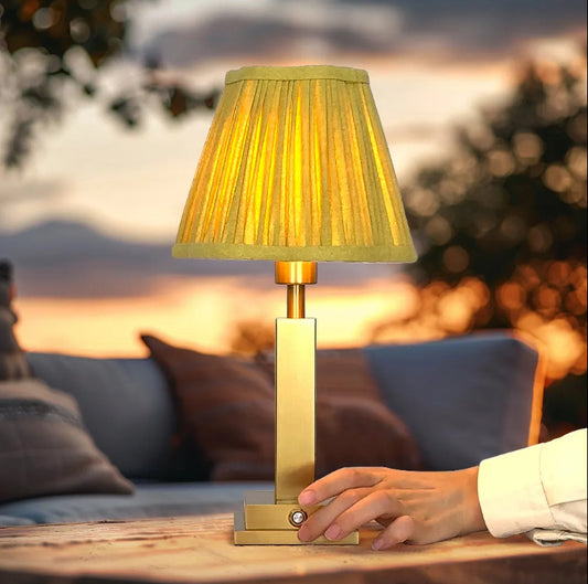 Alloy Desk Lamp